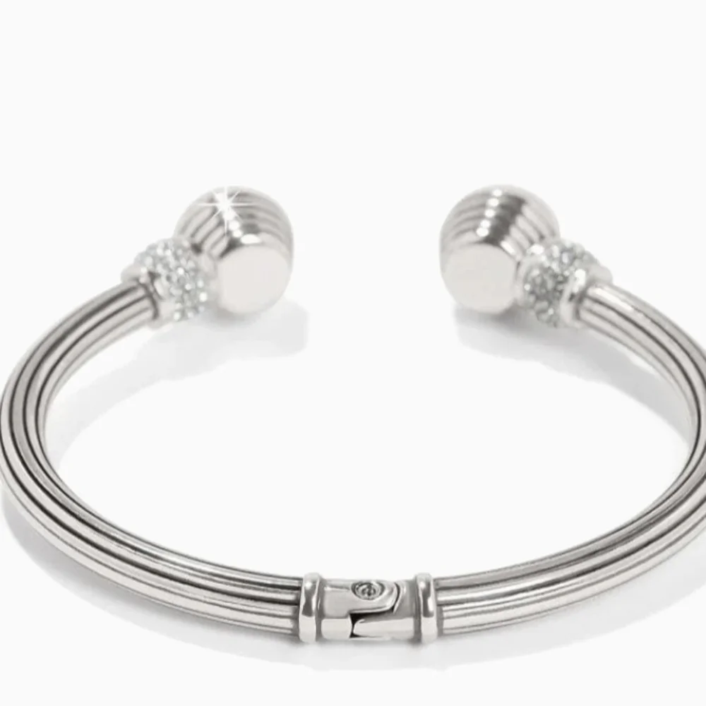Elegant Silver Bracelet with Crystal Accents - Picture 2 of 3